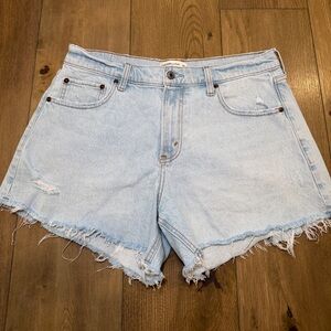 Abercrombie A-Line Mid-Rise Shorts 30